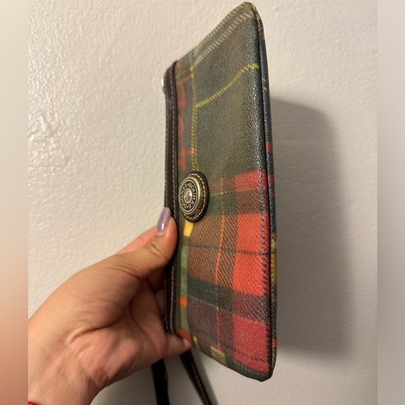 Dooney and Bourke plaid wristlet - Picture 6 of 8